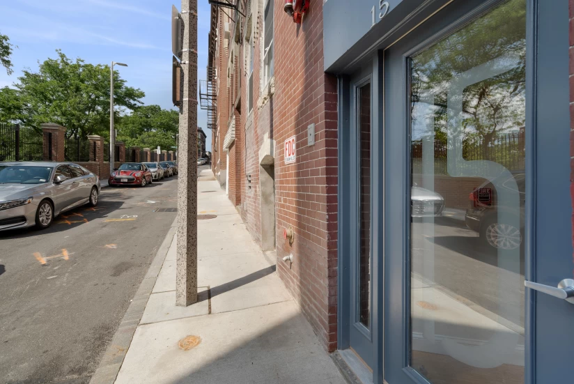 Boston - $1,600+ /month