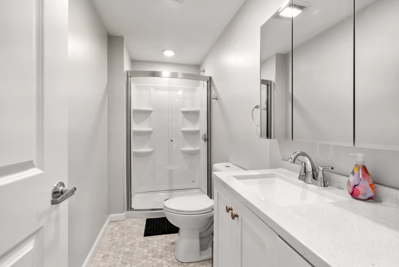 BOSTON - EAST BOSTON - 1 Bed, 1 Bath - Image 9