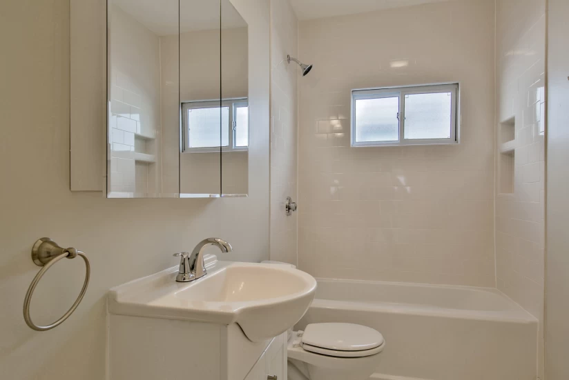 BOSTON - EAST BOSTON - 1 Bed, 1 Bath - Image 7