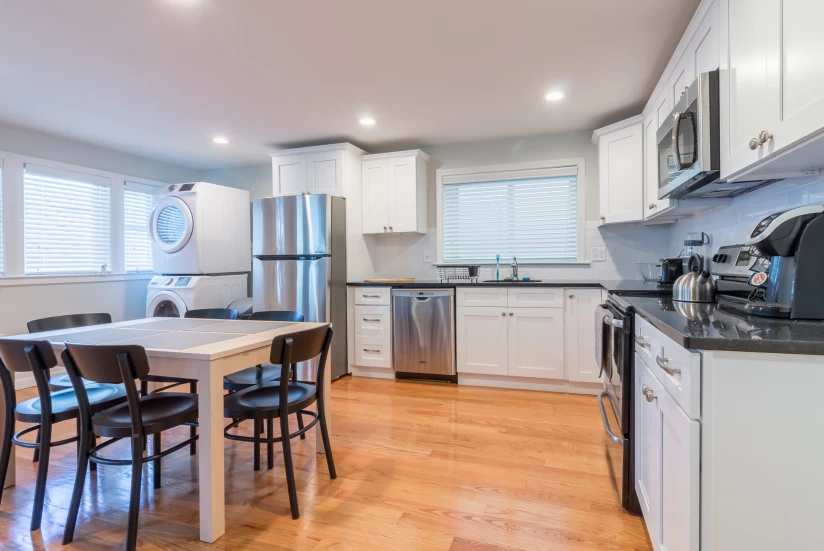 BOSTON - EAST BOSTON - 1 Bed, 1 Bath - Image 4