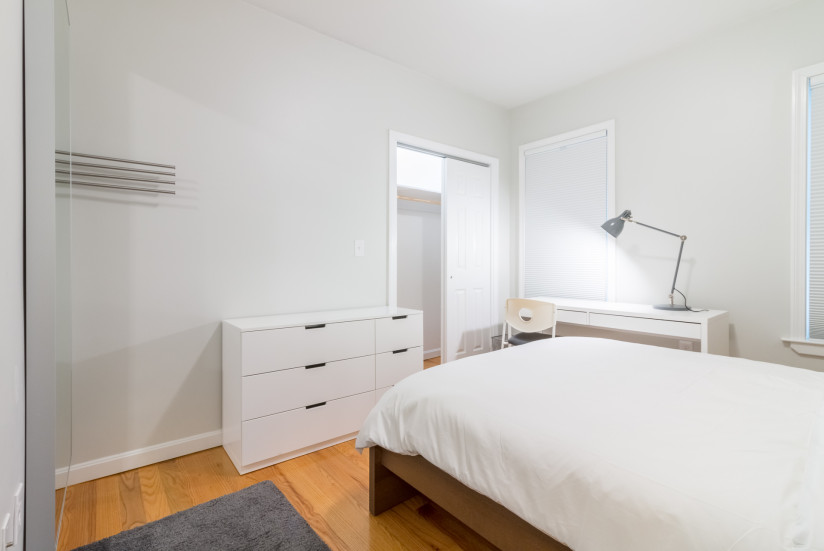 Bedroom Desk Drawers