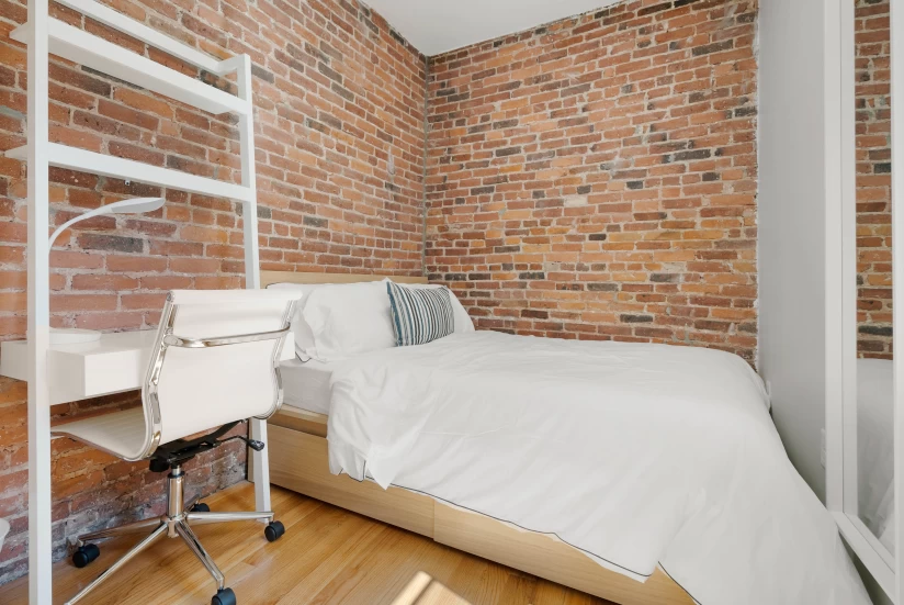 Boston - $1,600+ /month