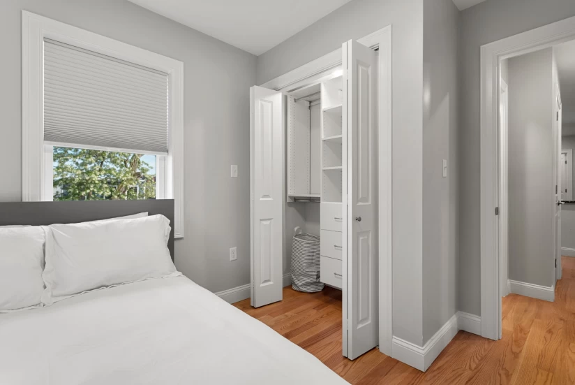 Boston - $1,800+ /mo