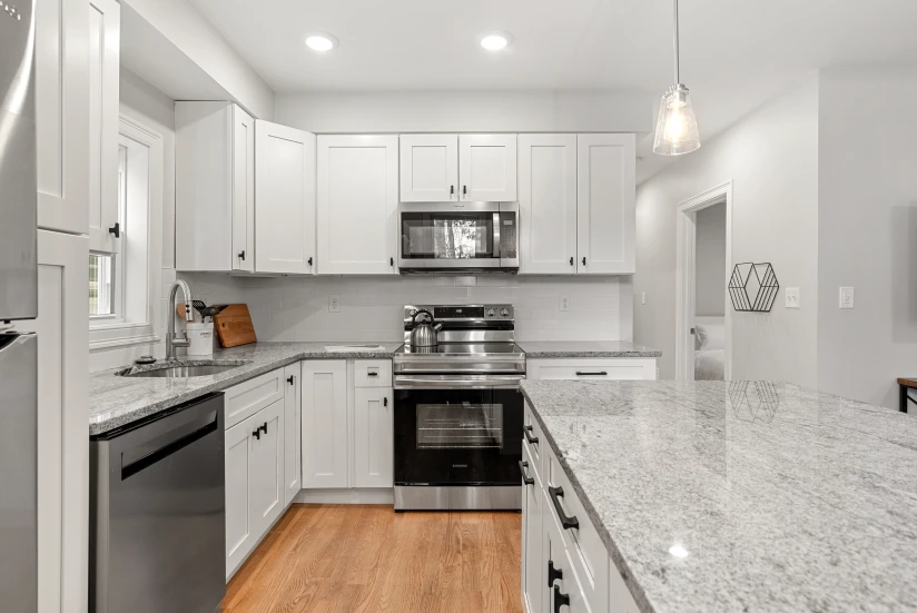 BOSTON - EAST BOSTON - 1 Bed, 1 Bath - Image 5