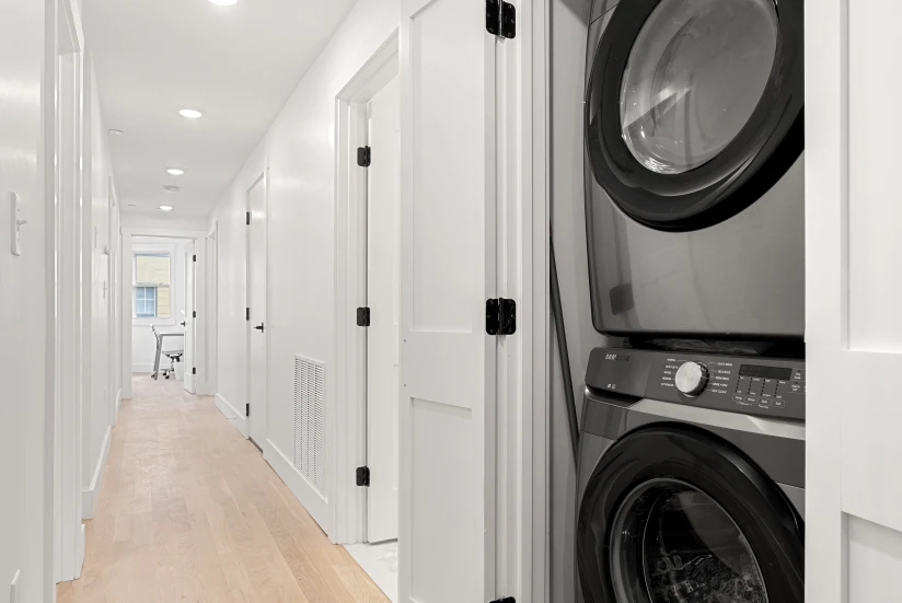 BOSTON - SOUTH BOSTON - 1 Bed, 1 Bath - Image 10