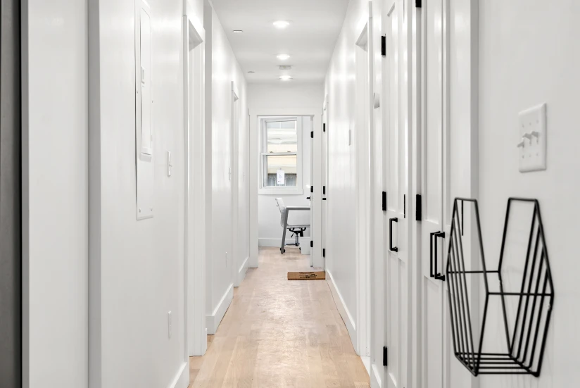 Boston - $1,900+ /month