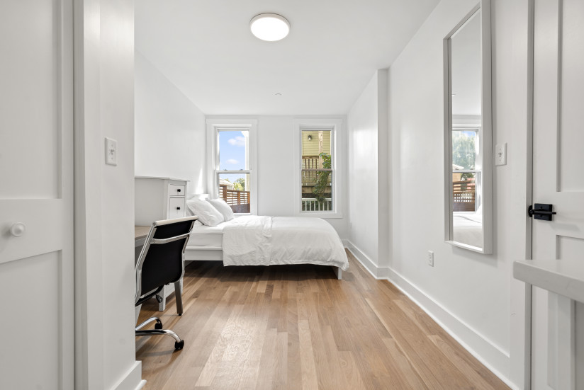 UNIT1 BEDROOM D2