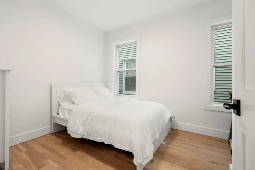 BOSTON - SOUTH BOSTON - 1 Bed, 1 Bath - Image 12