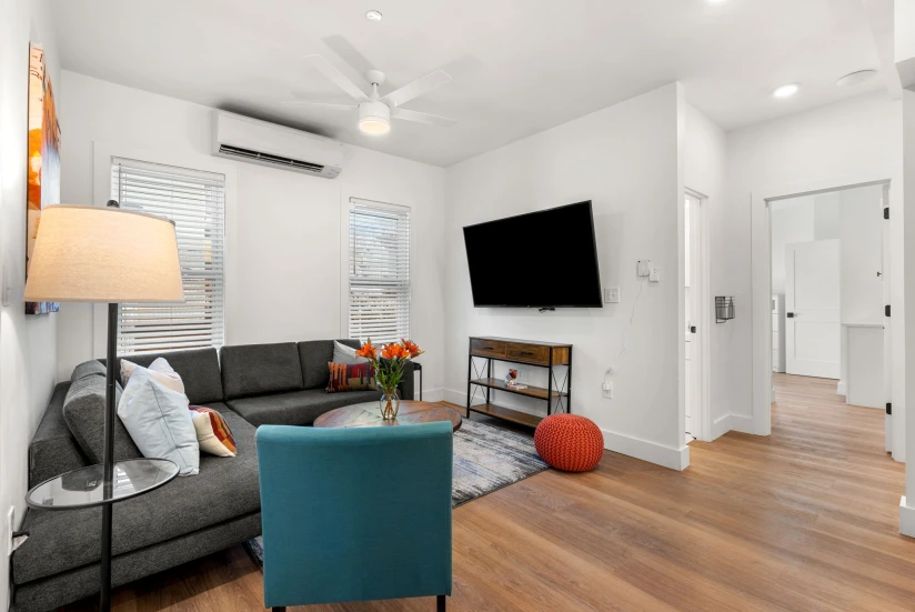 BOSTON - MISSION HILL - 1 Bed, 1 Bath - Image 9