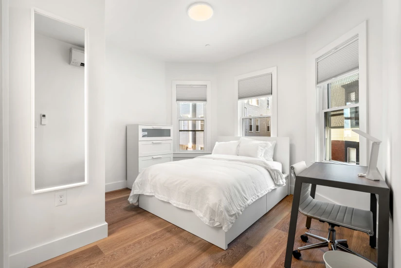 BOSTON - MISSION HILL - 1 Bed, 1 Bath - Image 17