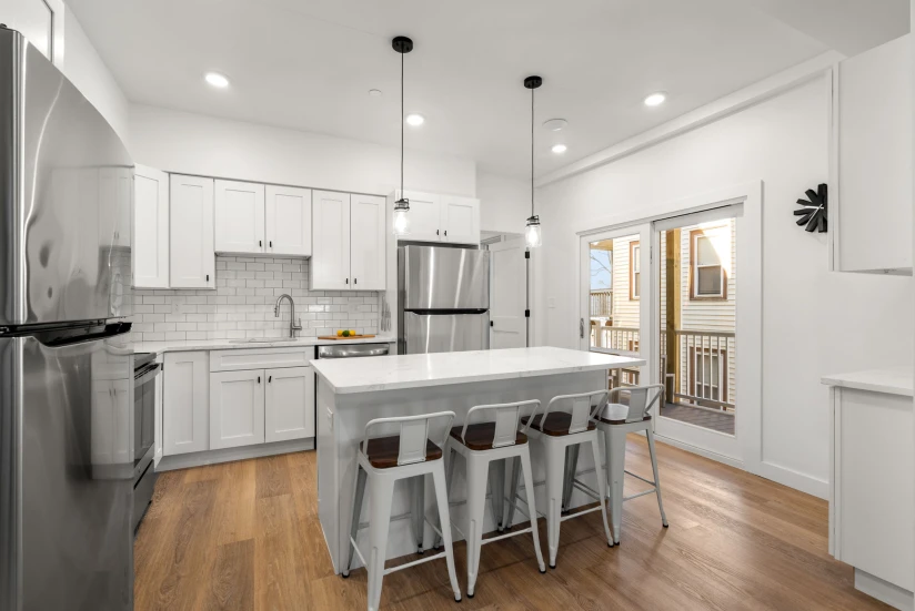 Boston - $1,575+ /mo