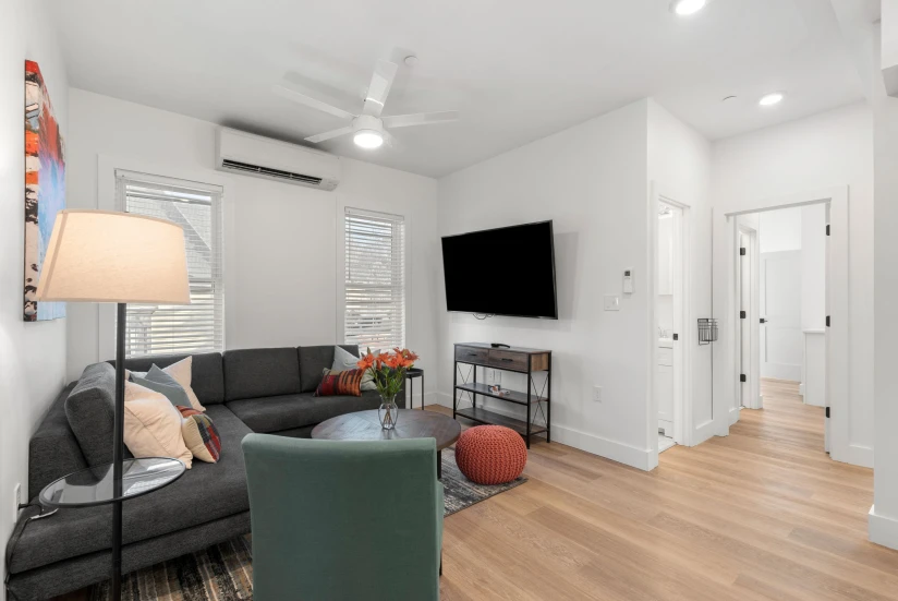 Boston - $1,575+ /mo