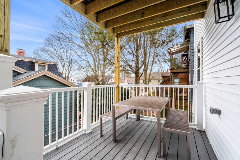 27-web-or-mls-90FORBES_UNIT1_DECK