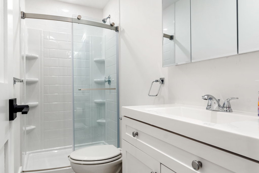 15-web-or-mls-90FORBES_UNIT2_BATH B