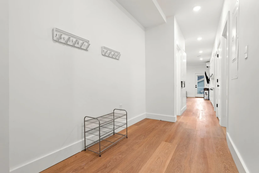 BOSTON - JAMAICA PLAIN - 1 Bed, 1 Bath - Image 16