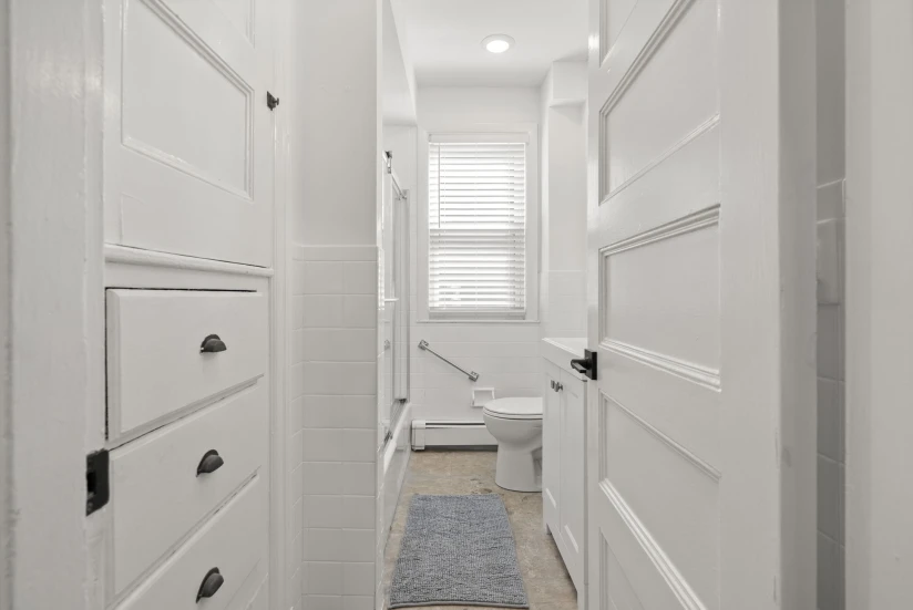 BOSTON - JAMAICA PLAIN - 1 Bed, 1 Bath - Image 9