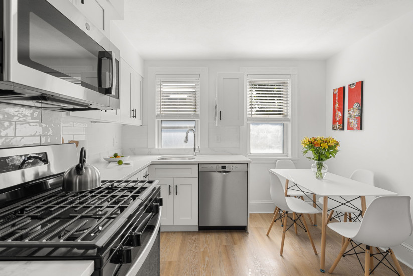 4-web-or-mls-49WalkHill_Unit3_KITCHEN_3