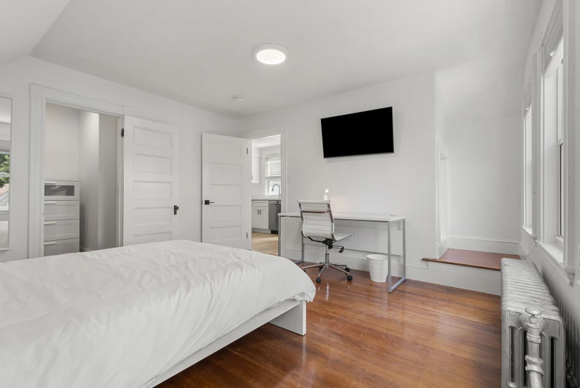 Boston - $1,525+ /mo