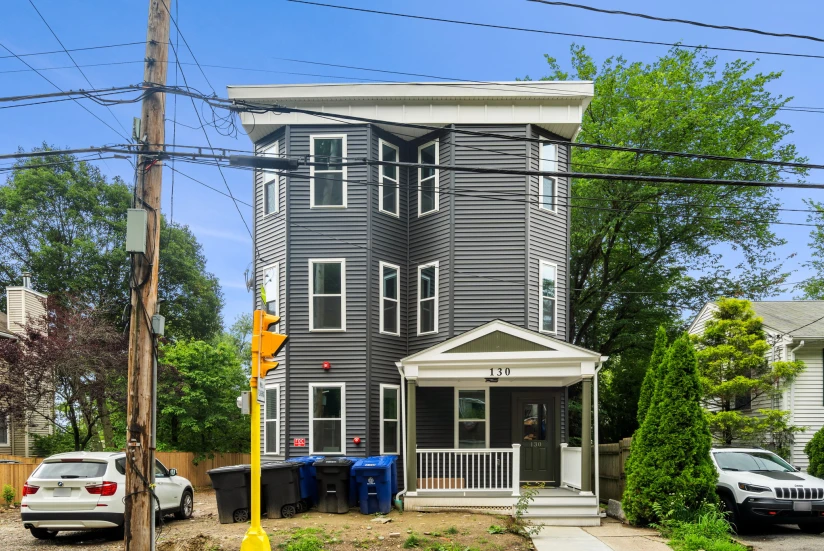 BOSTON - MISSION HILL - 1 Bed, 1 Bath - Image 12