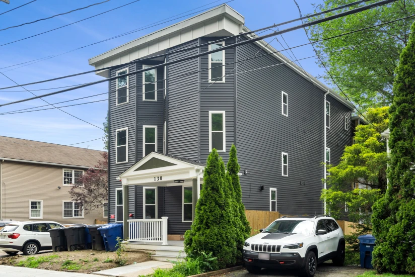 BOSTON - MISSION HILL - 1 Bed, 1 Bath - Image 11