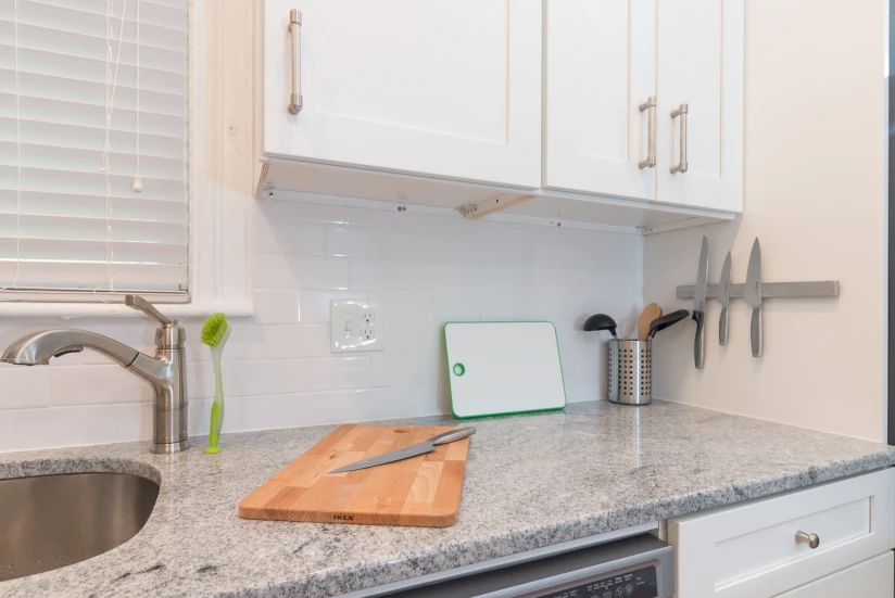 BOSTON - EAST BOSTON - 1 Bed, 1 Bath - Image 5