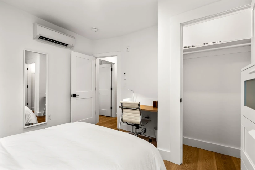 BOSTON - MISSION HILL - 1 Bed, 1 Bath - Image 17