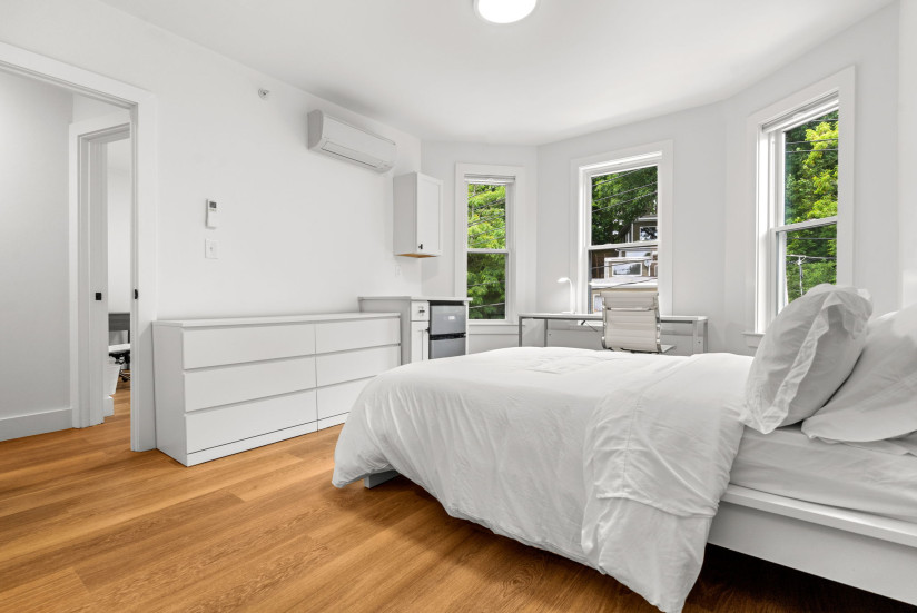 16-web-or-mls-16-print-130 Fisher Floor 3 Bed 3b.3