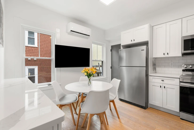 Boston - $1,650+ /month