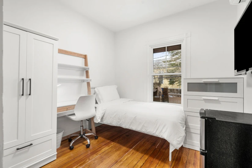 Boston - $1,575+ /mo