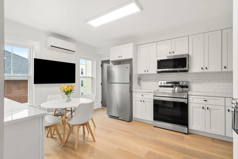 Boston - $1,650+ /month