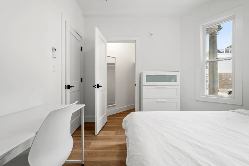 Boston - $1,600+ /month