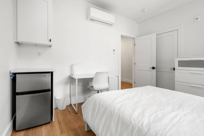 Boston - $1,600+ /month