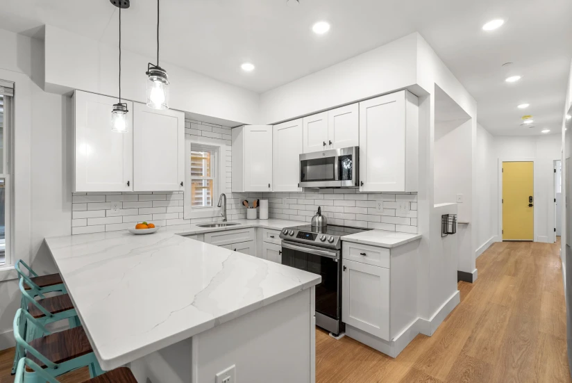 Boston - $1,600+ /month