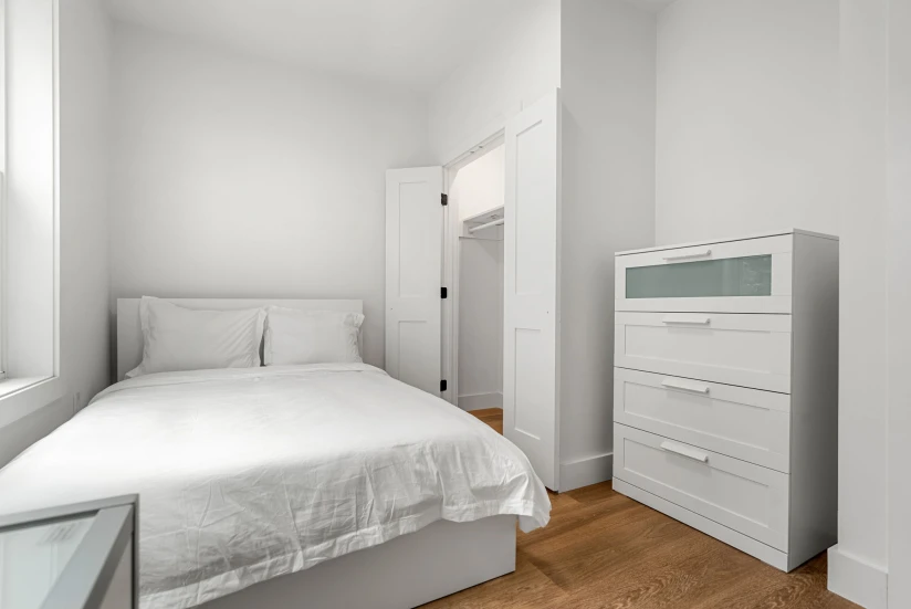 Boston - $1,600+ /mo