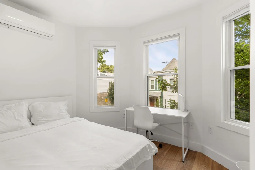 Boston - $1,850+ /month