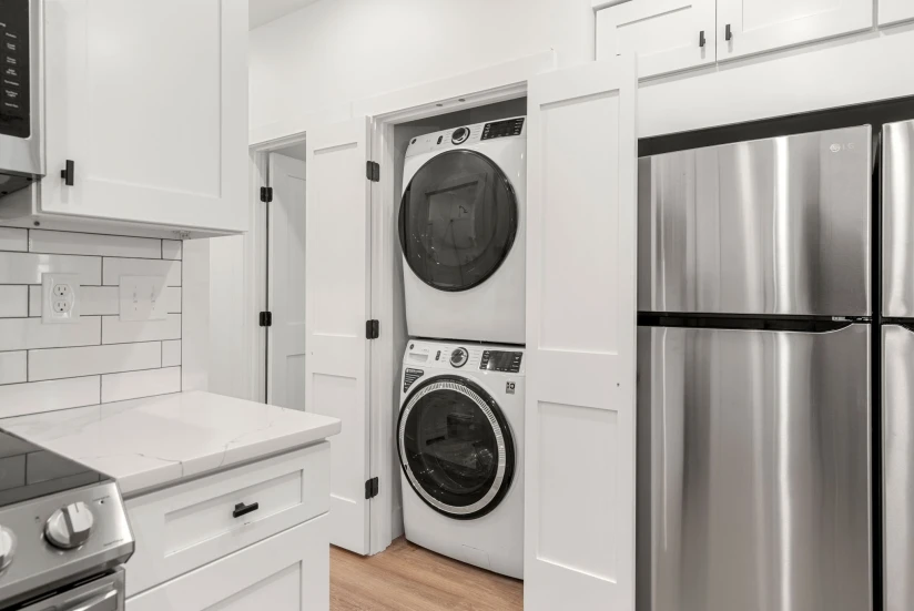 Boston - $1,600+ /mo