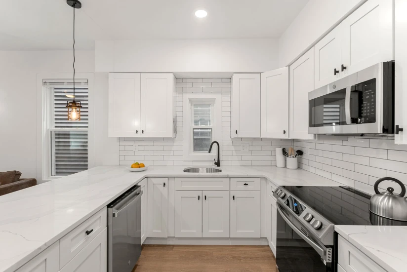 Boston - $1,600+ /mo