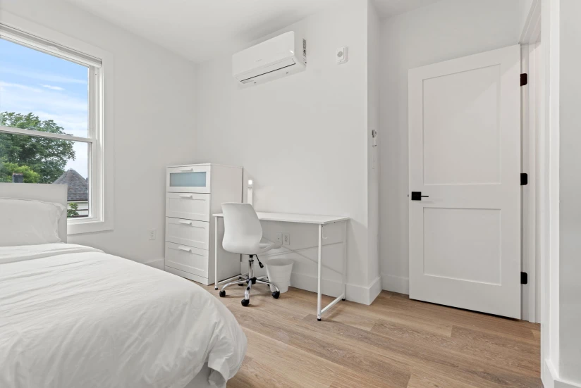 East 8th Street Boston photo 15