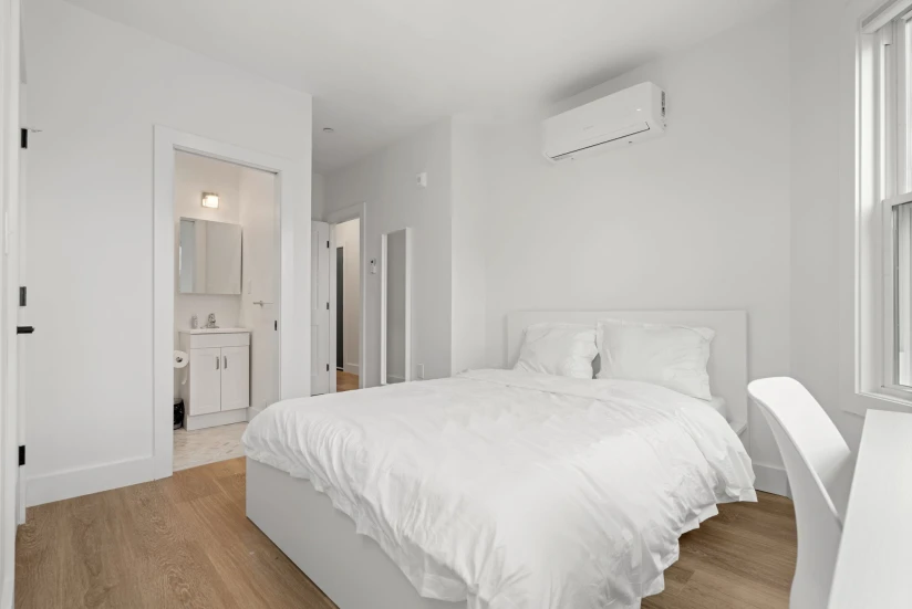 Boston - $1,750+ /month