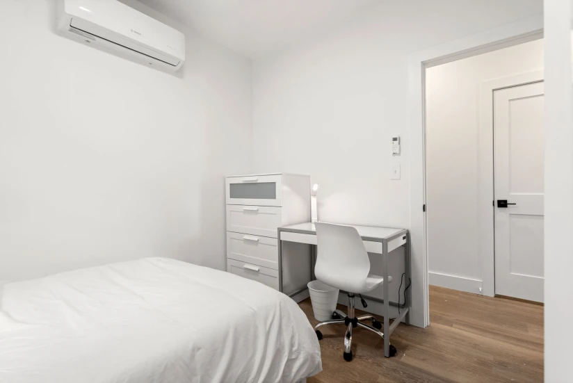 Boston - $1,500