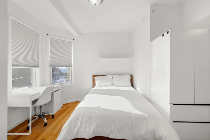 BOSTON - EAST BOSTON - 1 Bed, 1 Bath - Image 4