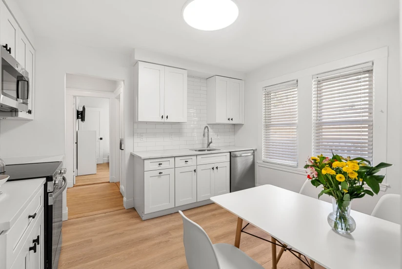 BOSTON - DORCHESTER - 1 Bed, 1 Bath - Image 2