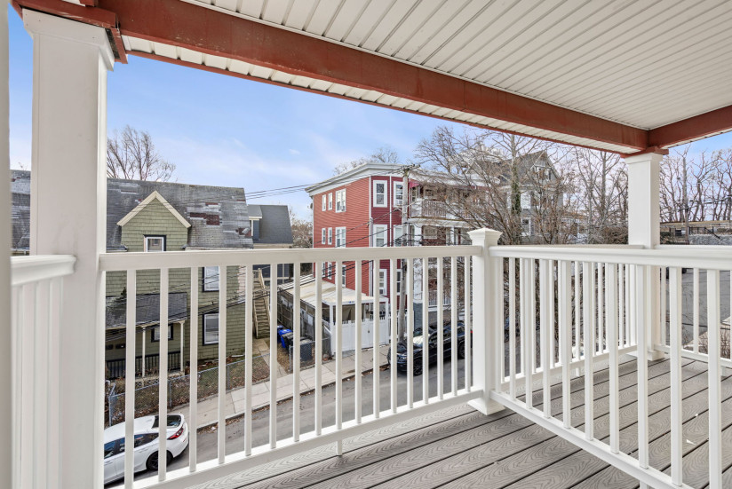 28-web-or-mls-Unit2_Deck_B
