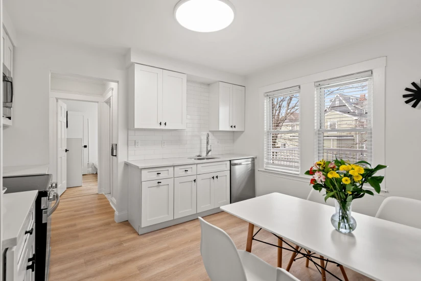 BOSTON - DORCHESTER - 1 Bed, 1 Bath - Image 3