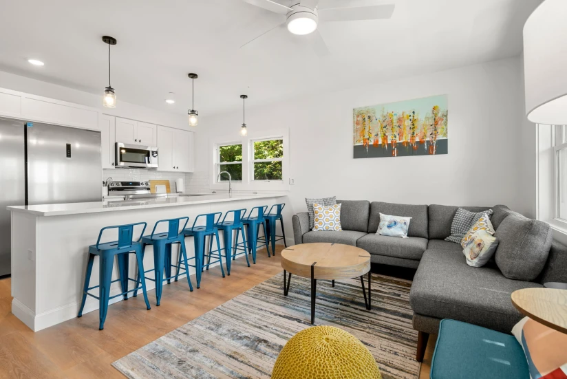 somerville-roostup-furnished-private-bedroom-with-private-ensuite-bath-in-east-somerville-1695-6138706 