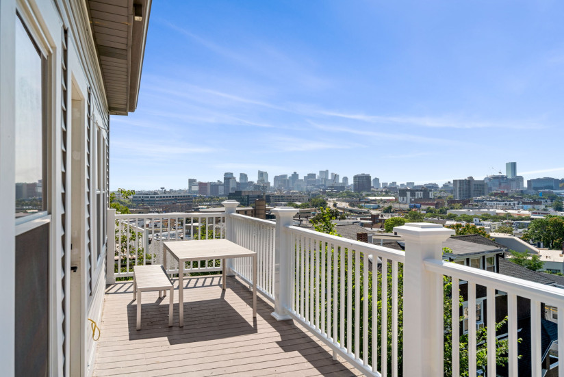 55-web-or-mls-Unit_2_Floor3_deck2