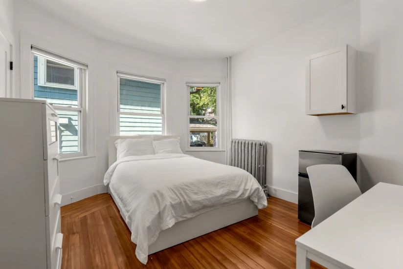 BOSTON - JAMAICA PLAIN - 1 Bed, 1 Bath - Image 13