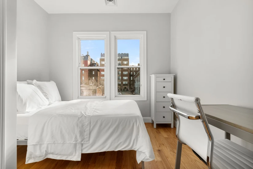 Boston - $1,575+ /mo