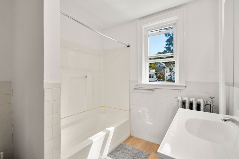 9-web-or-mls-2BATH 4