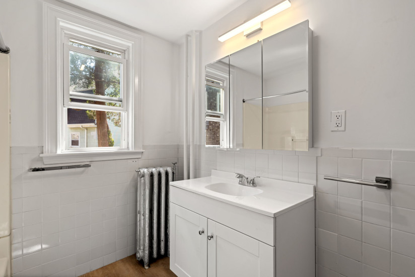 10-web-or-mls-2BATH 9